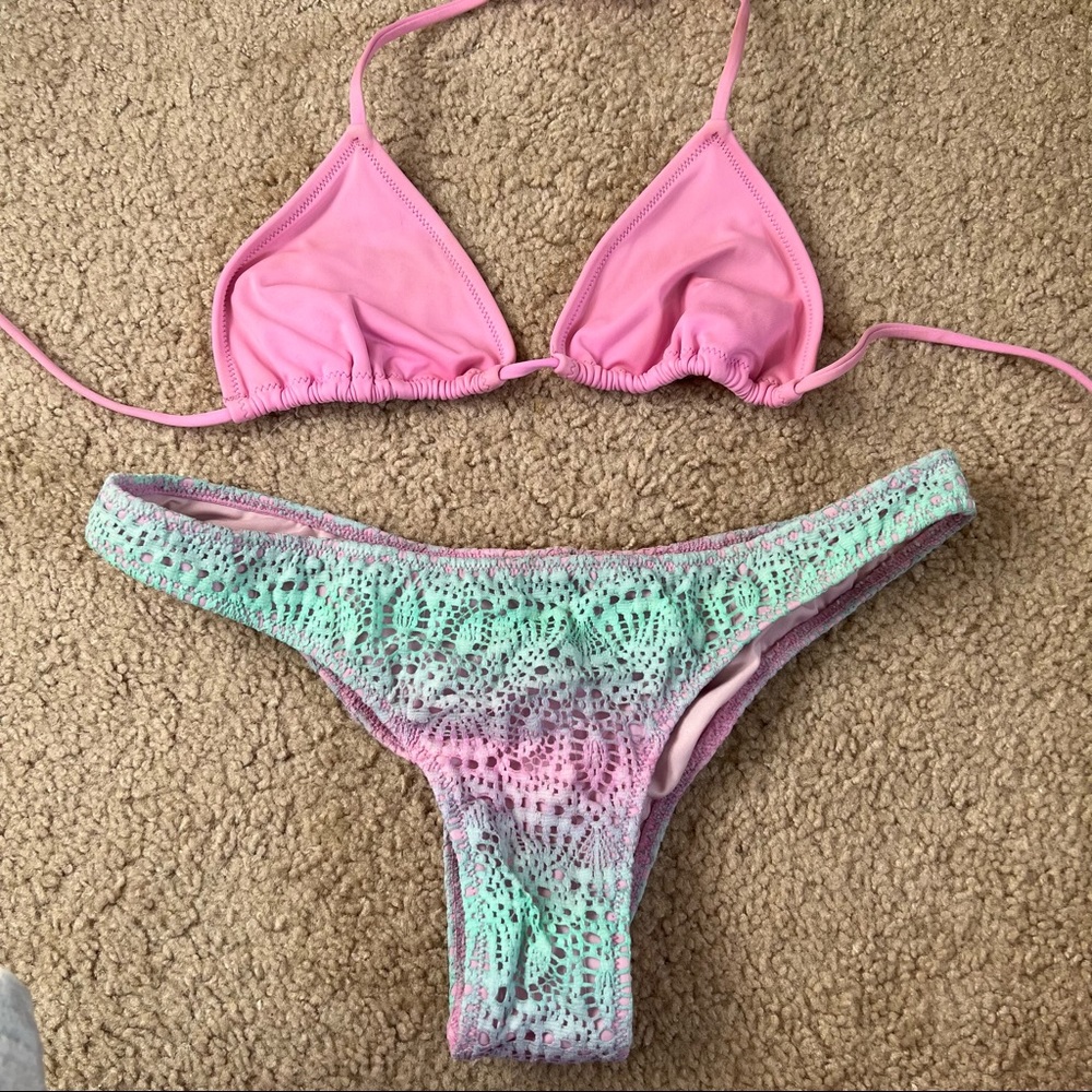 Victoria’s Secret Bikini!